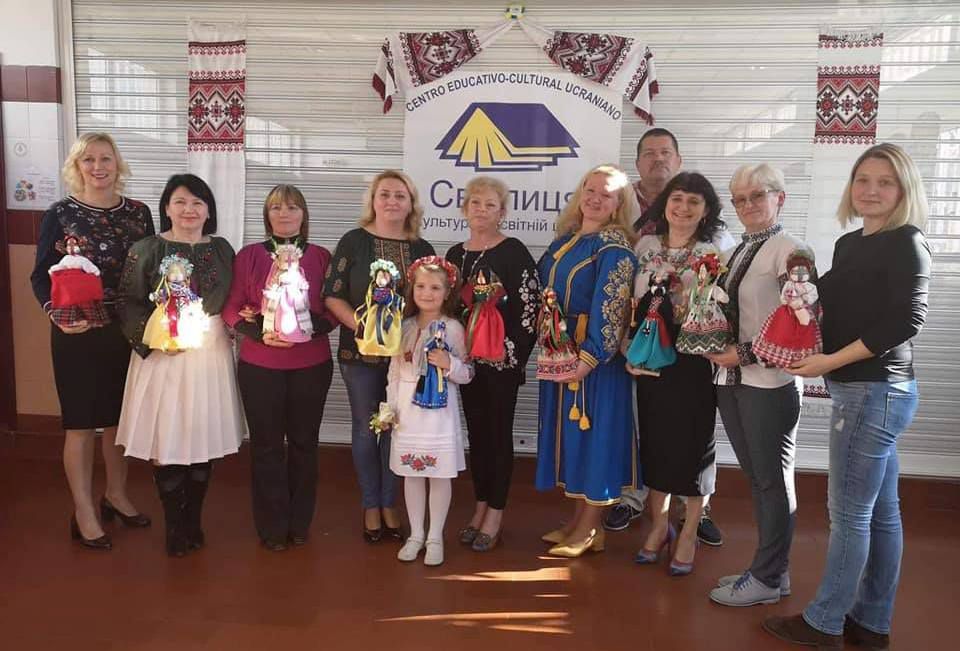У «Світлиці» — диво-вечорниці